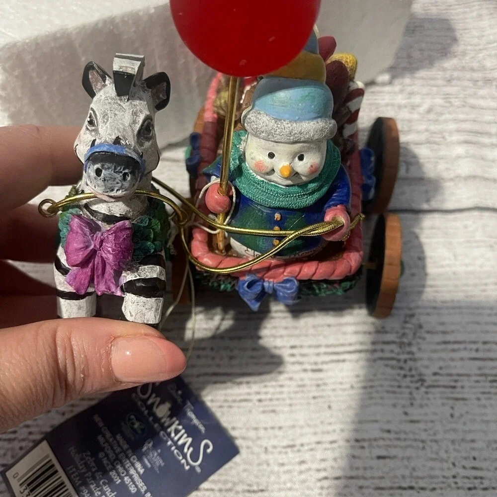 Snowkins Elaine Thompson Zebra & Candy Holiday Parade Figure 94741 Christmas